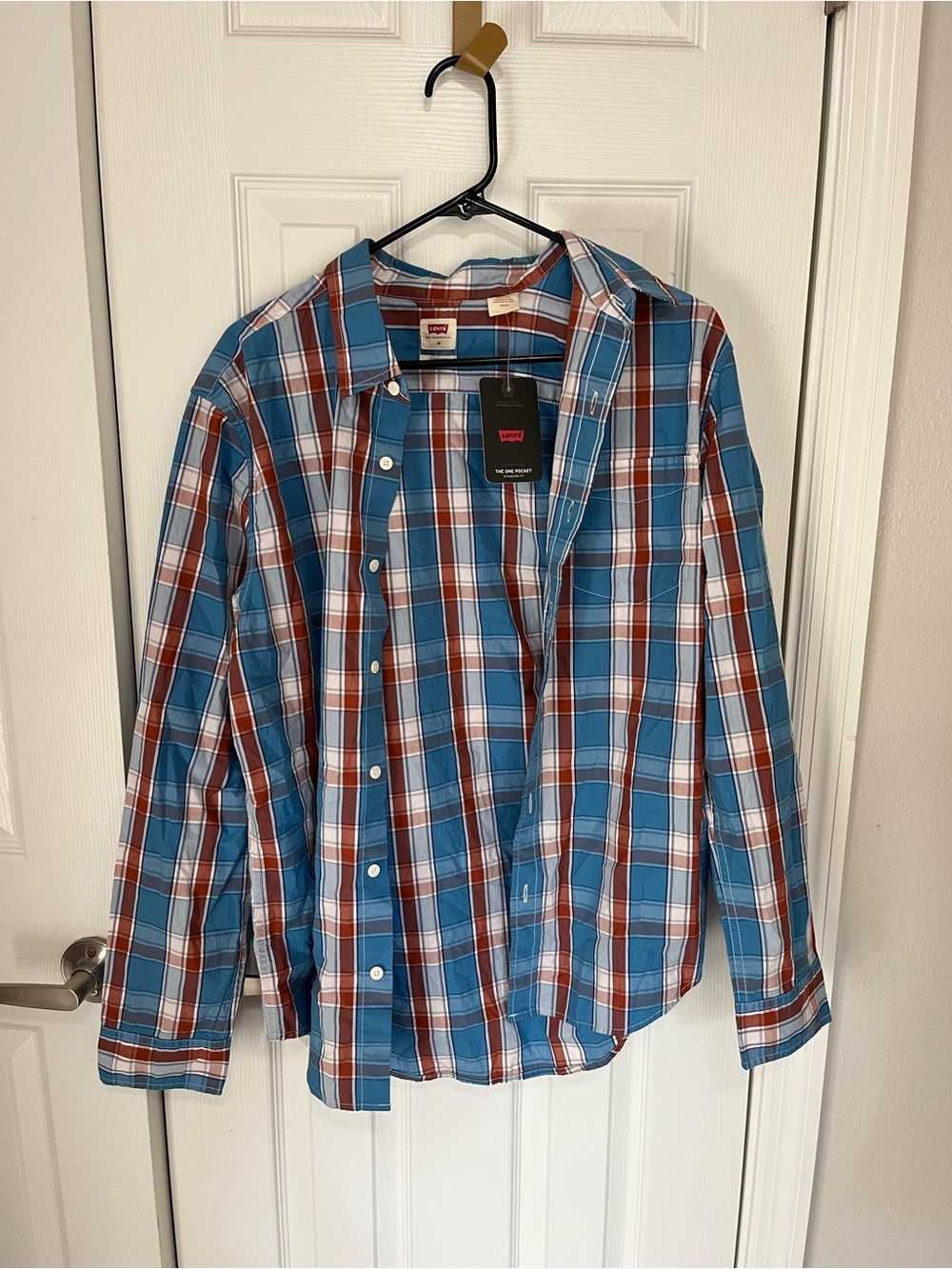 Levi's Men's Blue & Red Plaid Button-Up Shirt